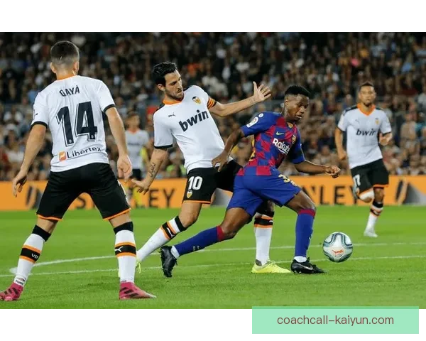 西甲联赛中绿条纹球队迎来状态回暖，近期表现稳健引发关注。