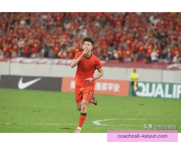 中国队12强赛回忆：经历艰辛，表现值得关注。